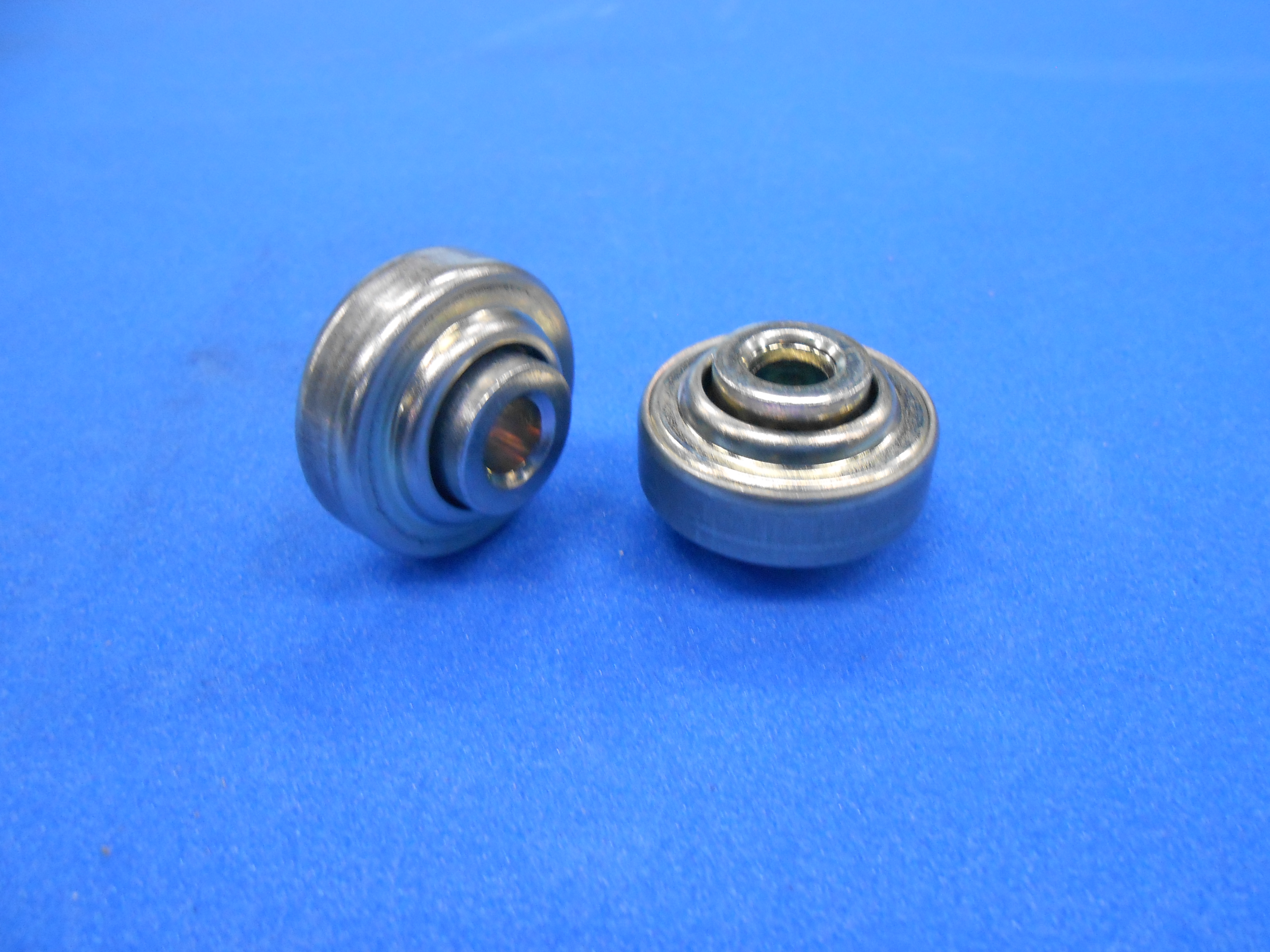 シンクルキャリアプレスホイール