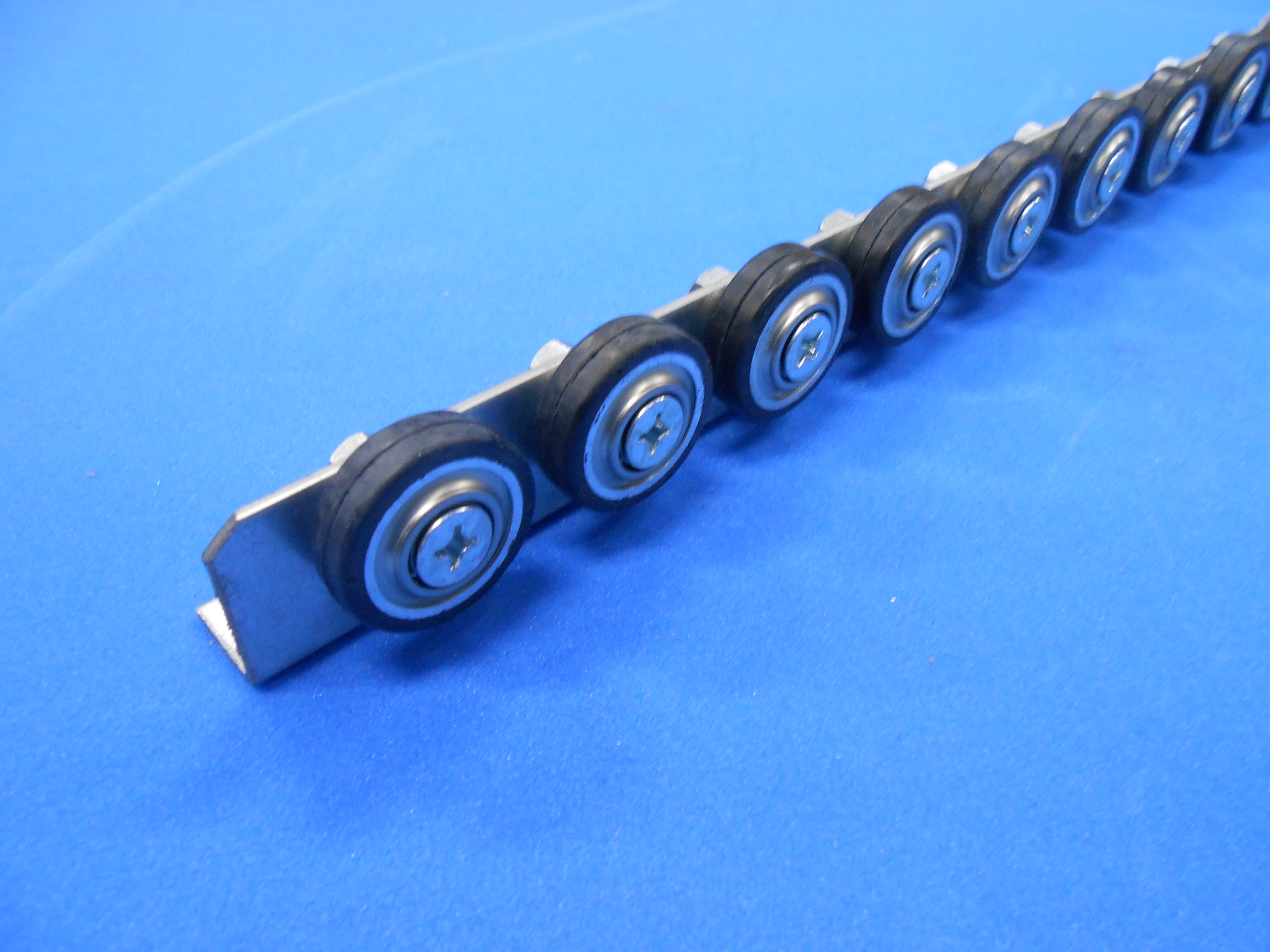 ゴムライニング片ボスホイールシンクルキャリア