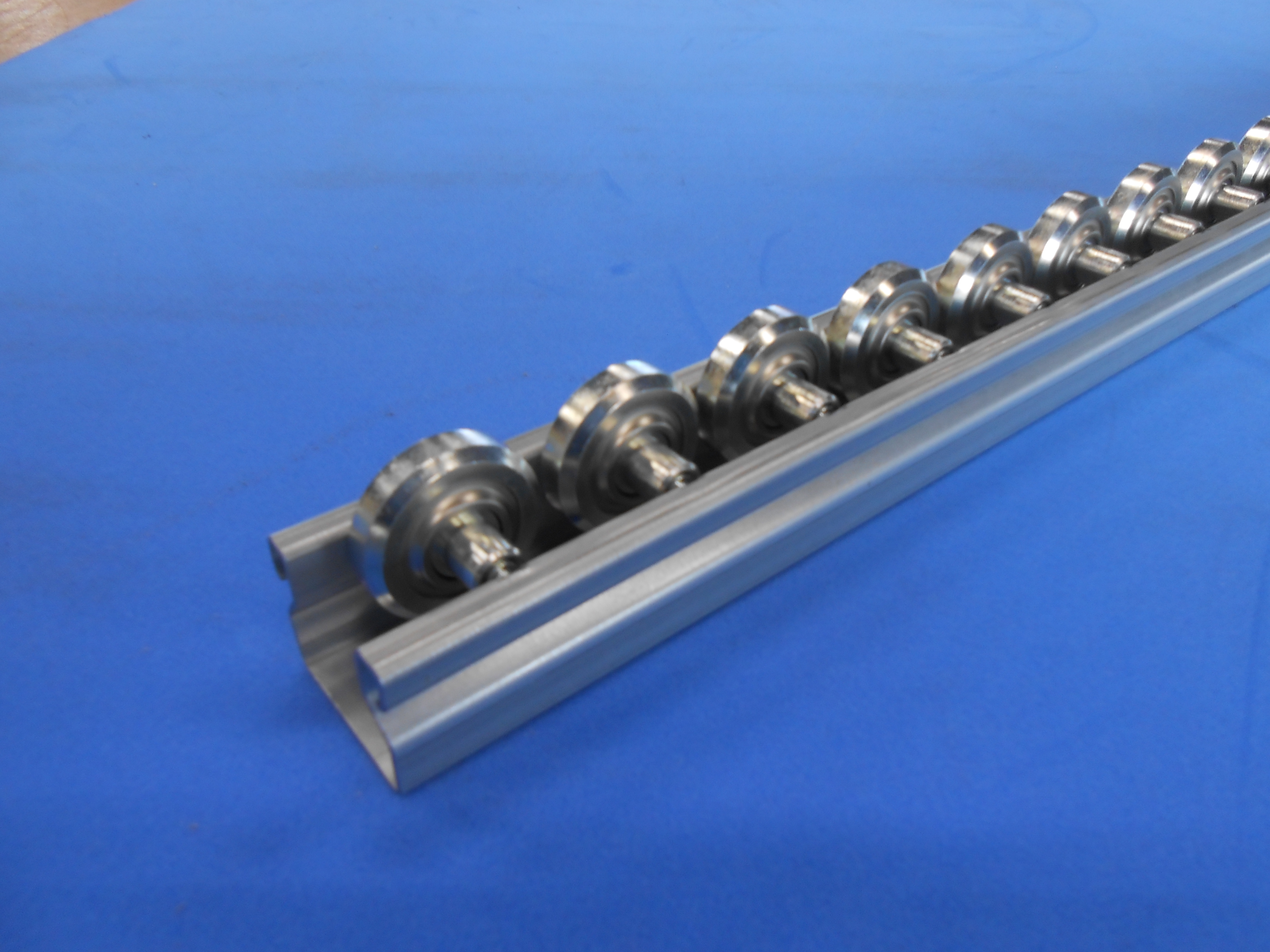 削り出しホイールシンクルキャリア